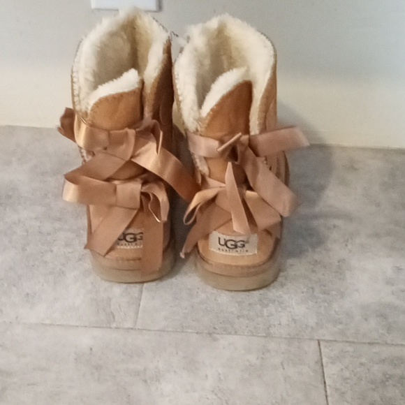 UGG boots size 5 women - Picture 3 of 5